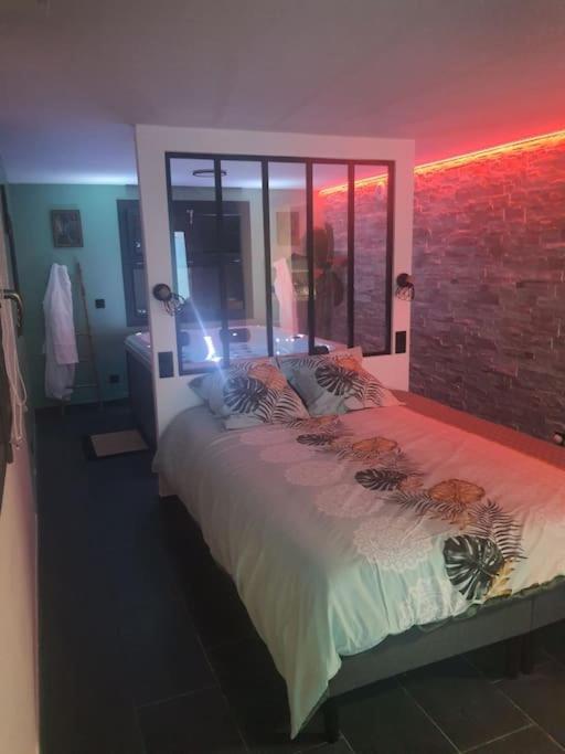 Superbe Appartement Avec Jacuzzi Et Exterieur Перпинян Екстериор снимка