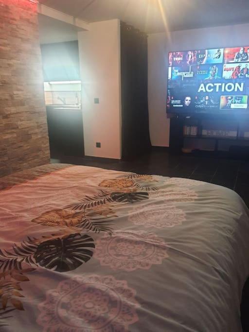 Superbe Appartement Avec Jacuzzi Et Exterieur Перпинян Екстериор снимка
